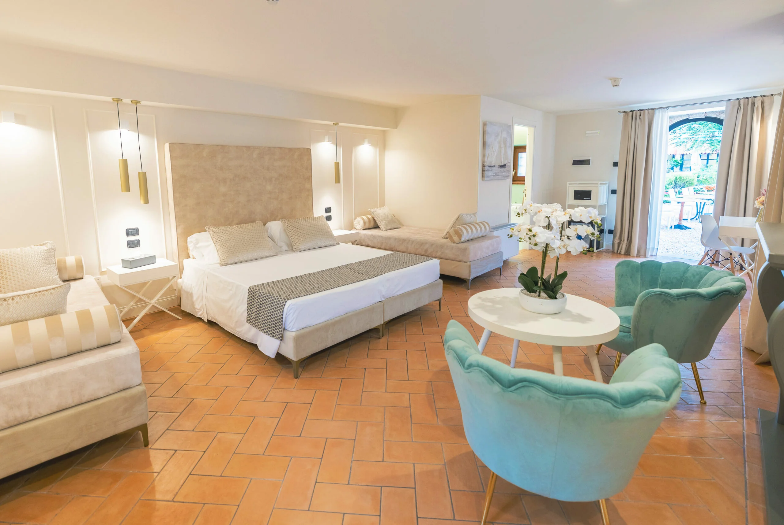 Suite (2)